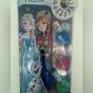Disney's FROZEN  3-pack Nail Polish/Glitter Set with Tin /  New**Sealed.